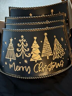 Gold Tree 'Merry Christmas' Metal Holiday Accent